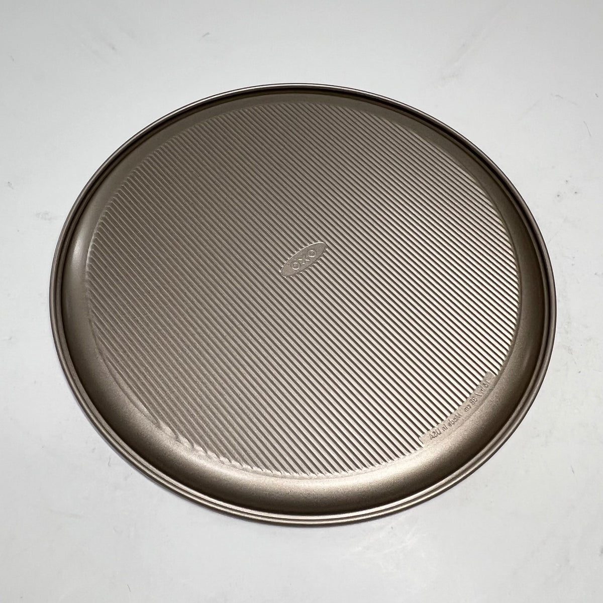 OXO Non-stick Pro Pizza Pan Heavy Gauge Aluminized Steel 15" Metallic Taupe
