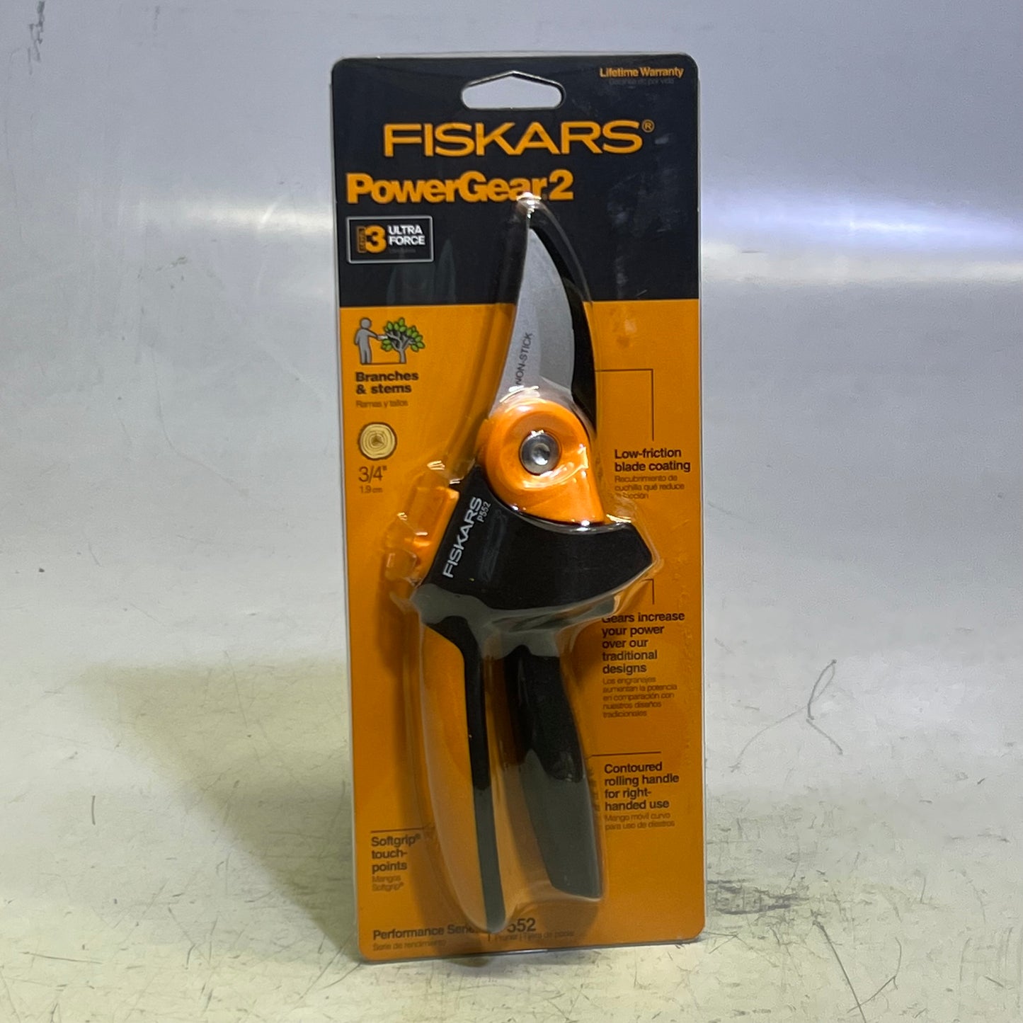 FISKARS 3.4" PowerGear2 Titanium Softgrip Bypass Pruner P552