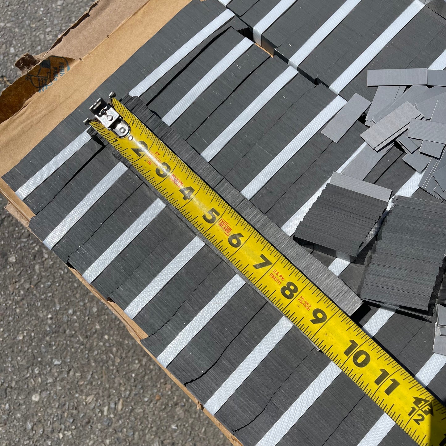 ZA@ UNBRANDED Laminated Rubber Dock Bumpers and Steel Strips for Spot Welding (AS-IS)