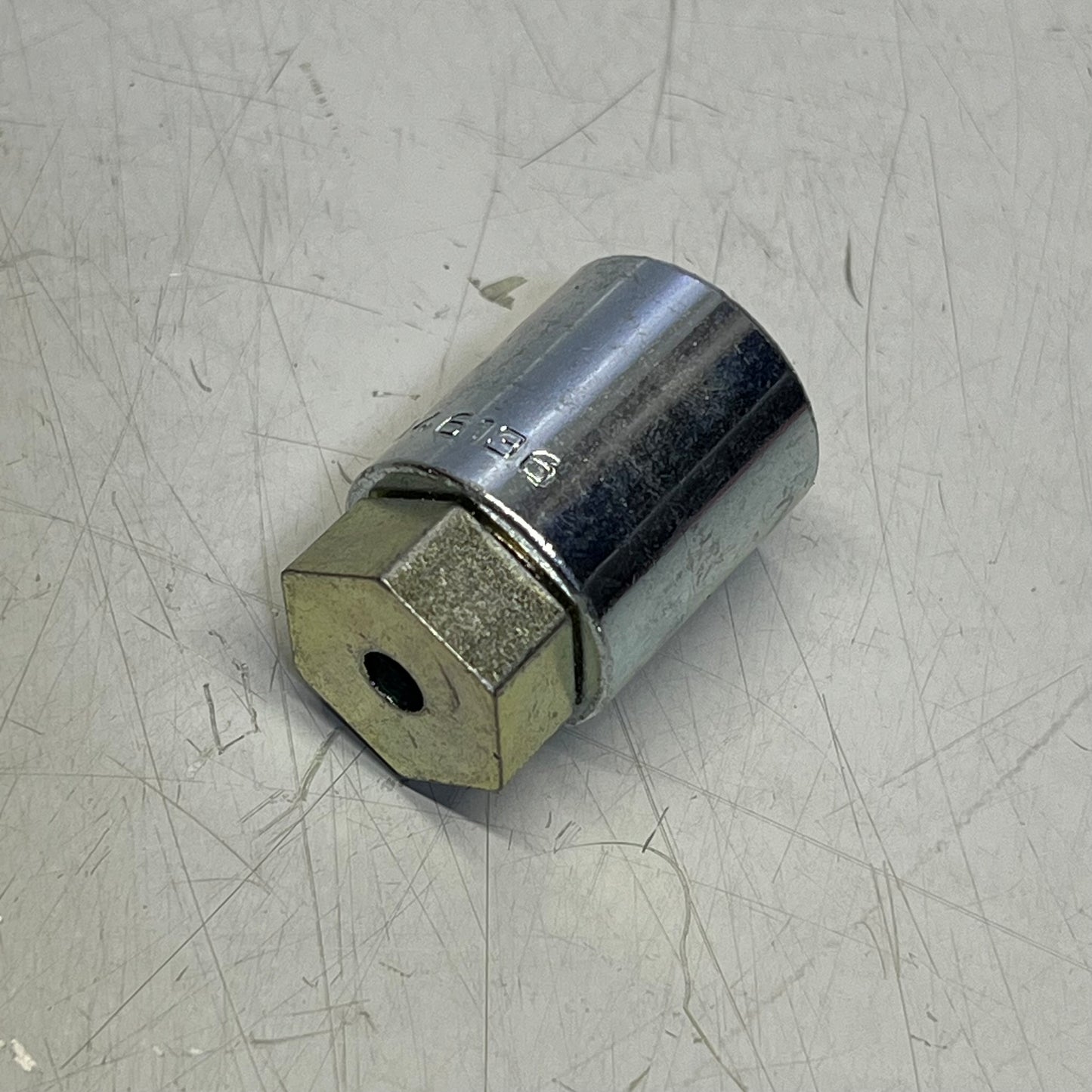 MCGARD Cone Seat Wheel Install Kit For 8 Lug Vehicles 9/16-18 Thread 84834