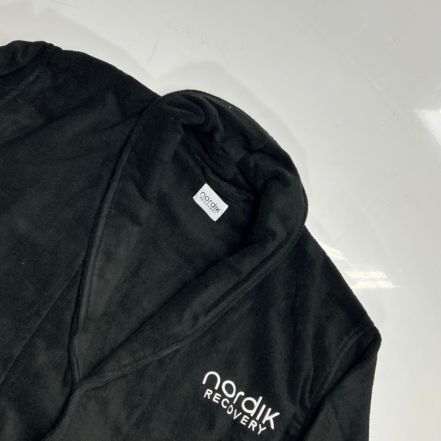 NORDIK RECOVERY Retreat Robe Ultra Plush Terry One Size Black BR-BL-1FA