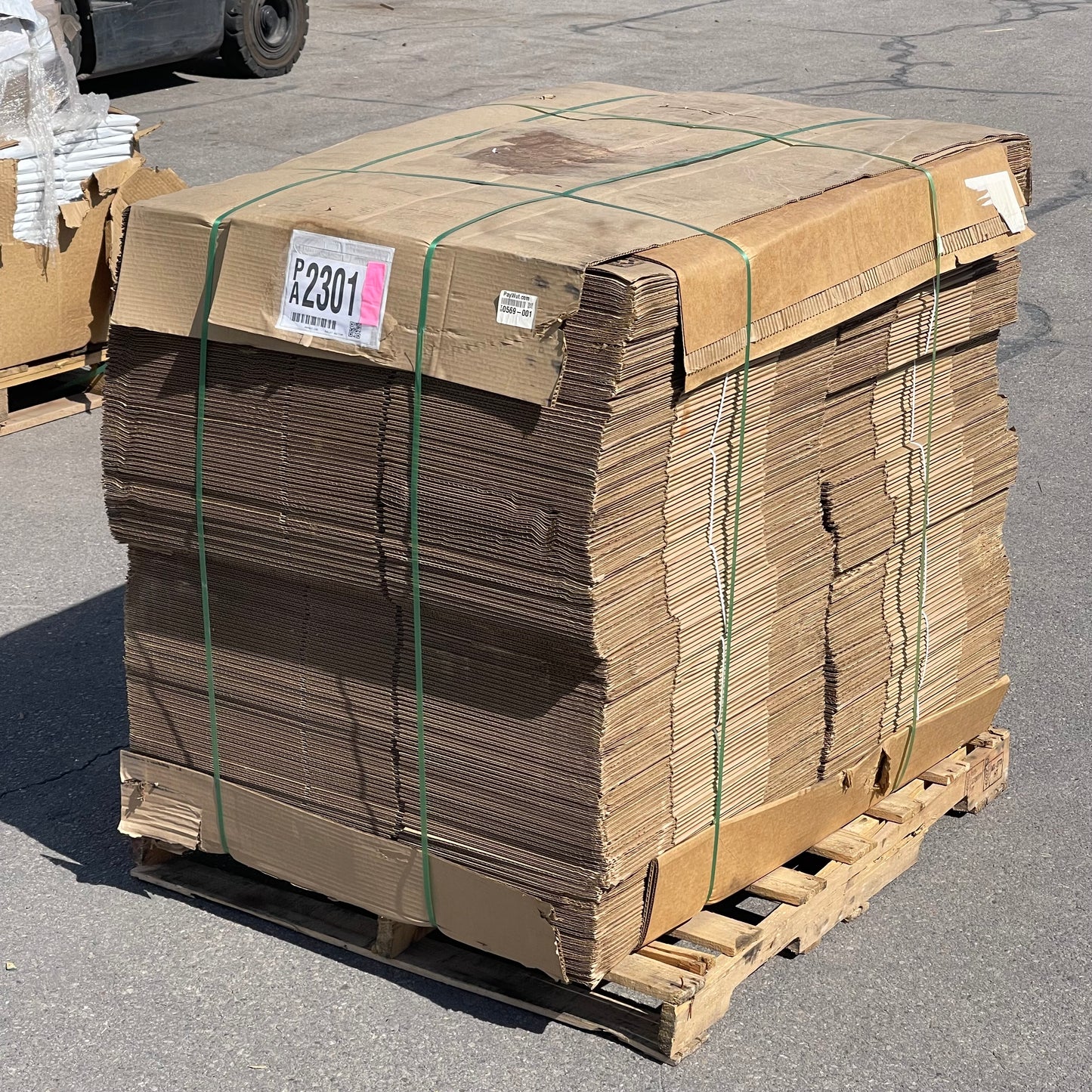 ZA@ Pallet of TARGET Cardboard Boxes 20.5”x14”x11” (AS-IS)