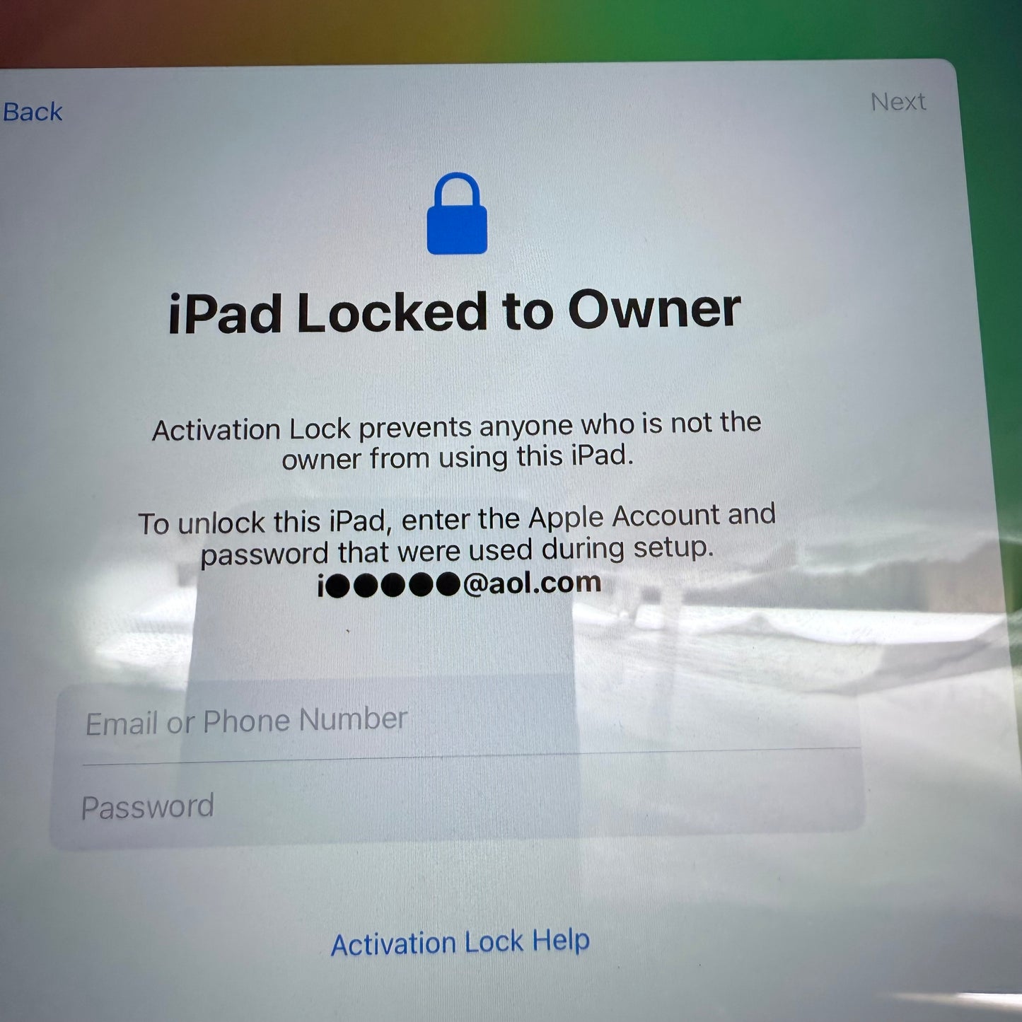 ZA@ APPLE iPad with iCloud Grey Aluminum (Account Locked)