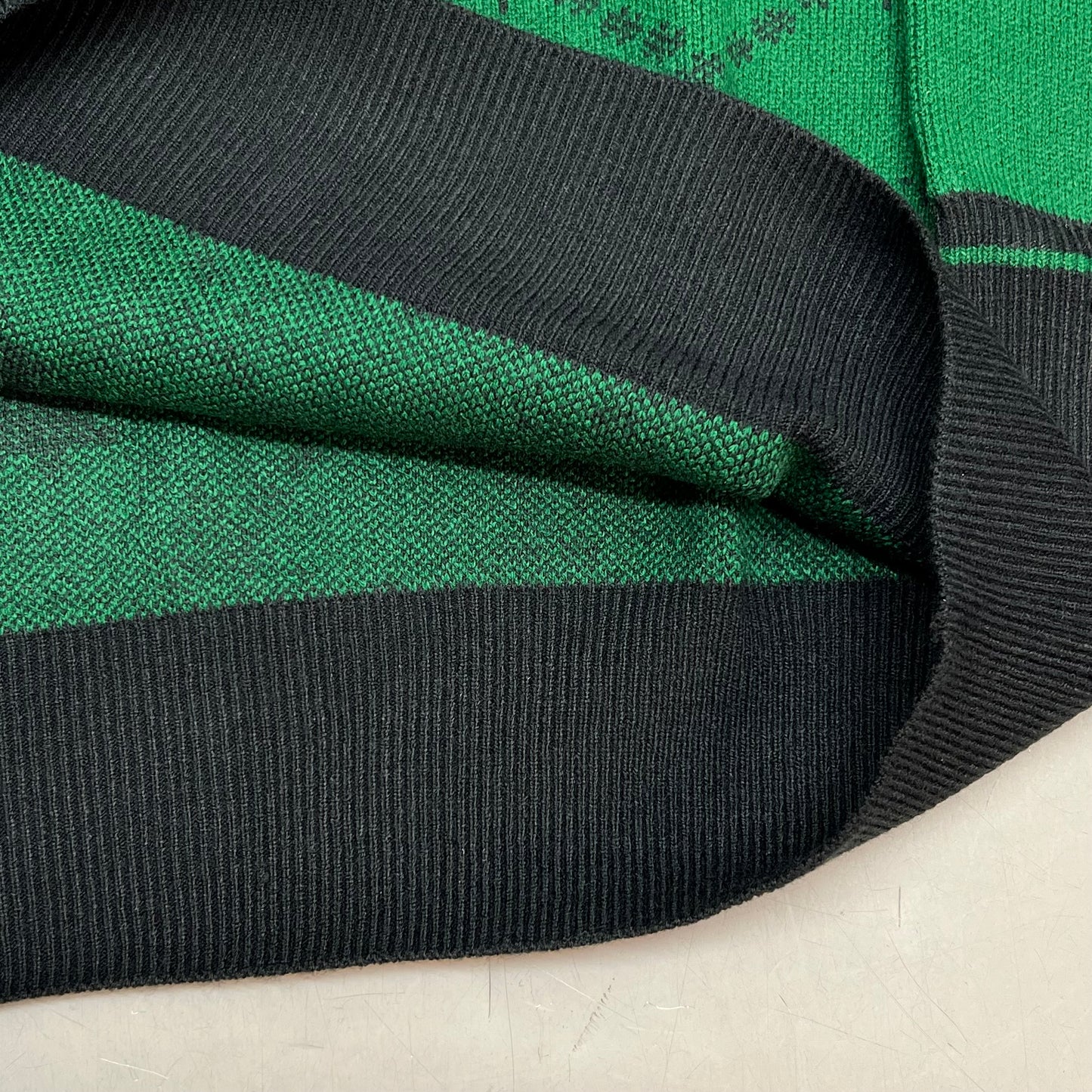 MONSTERCAT Records Soft Holiday Monogram Pullover Sweater Men's Sz S Green