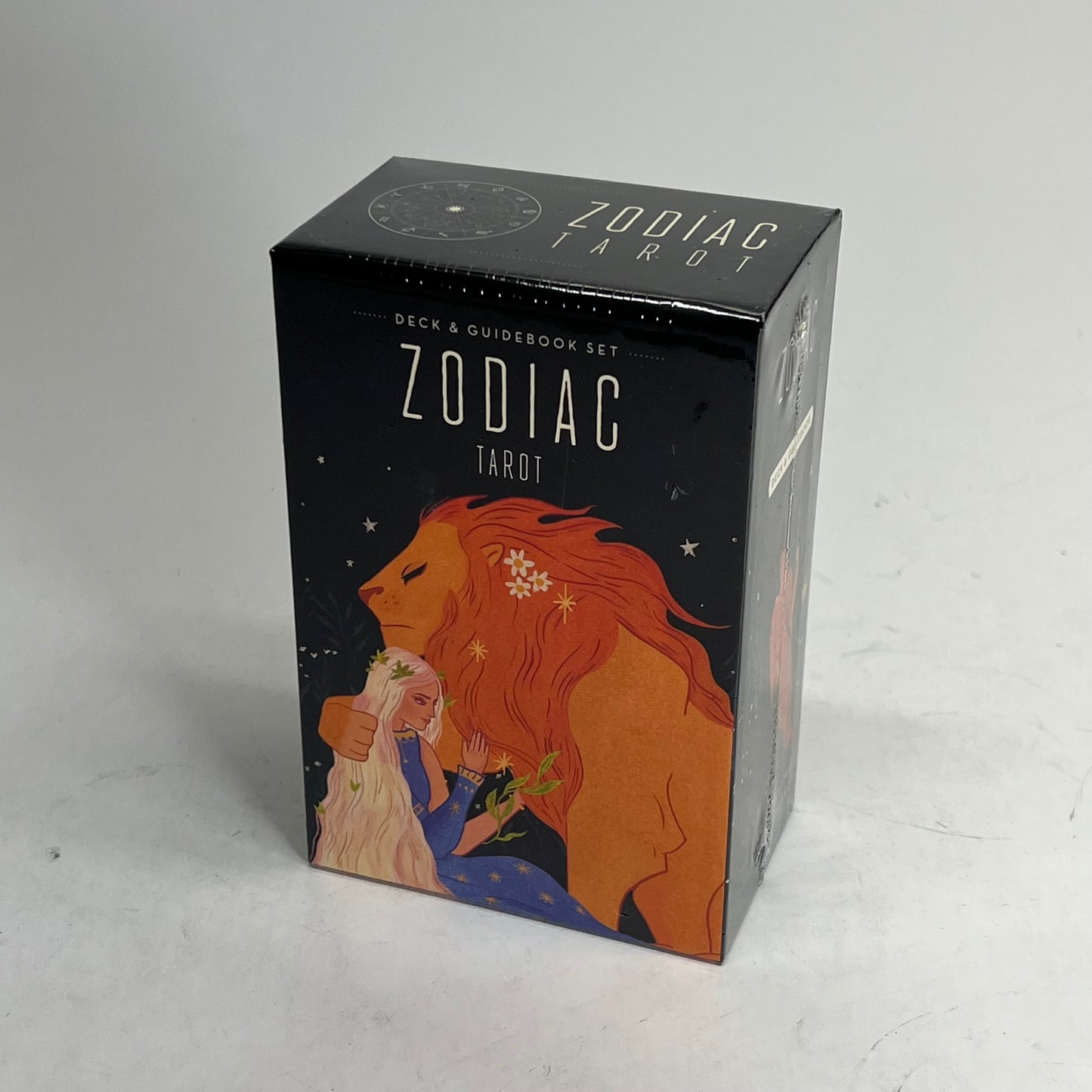 U.S. GAMES SYSTEMS  Deck & Guidebook Set Zodiac Tarot Written by Cecilia Lattari