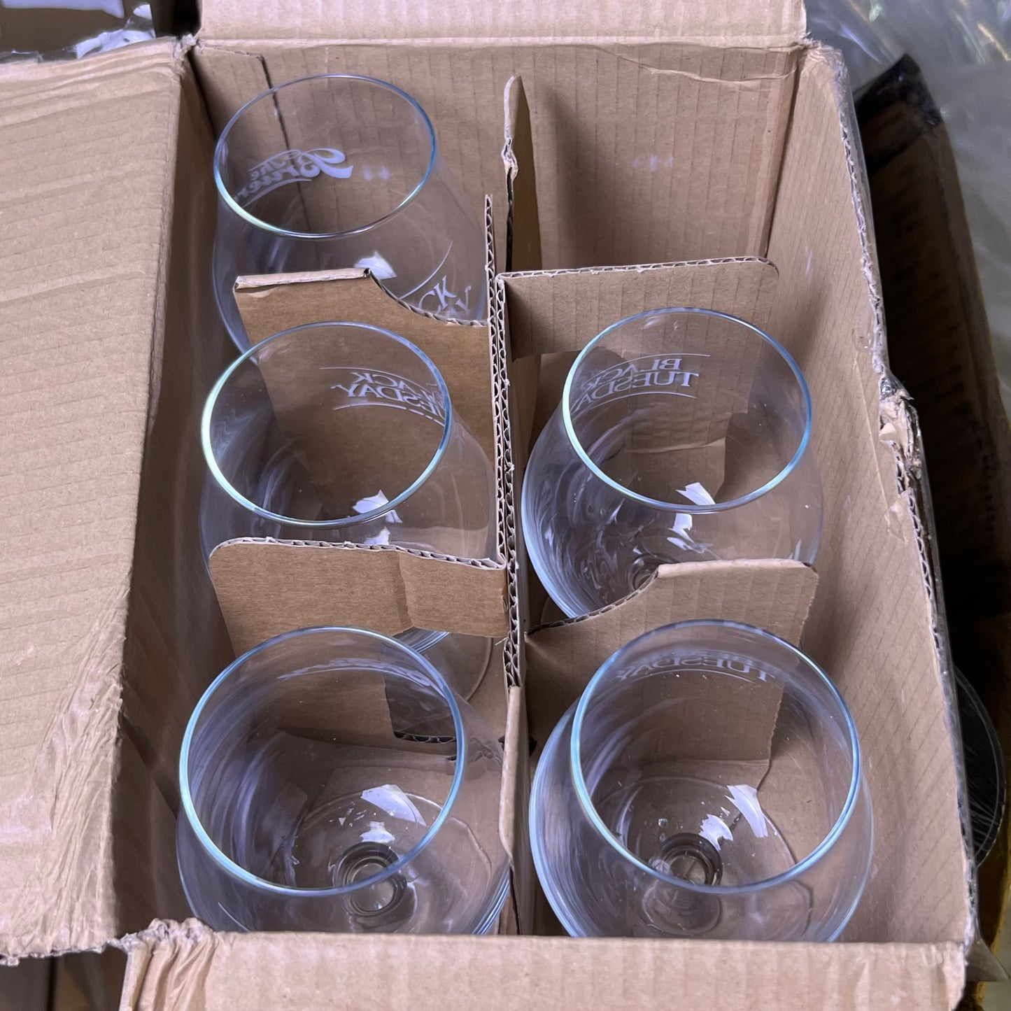 ZA@ Pallet of MIXED Spring, Plastic Bag Roll, Wine Glass, Etc... (AS-IS)