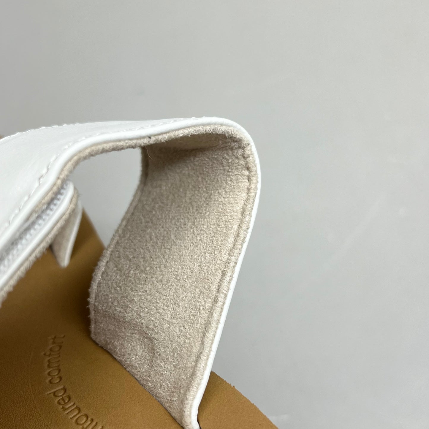 COBIAN Dana Rise Elevated Flatform Style Slide Women's Sz 9 White DNA24-100-09