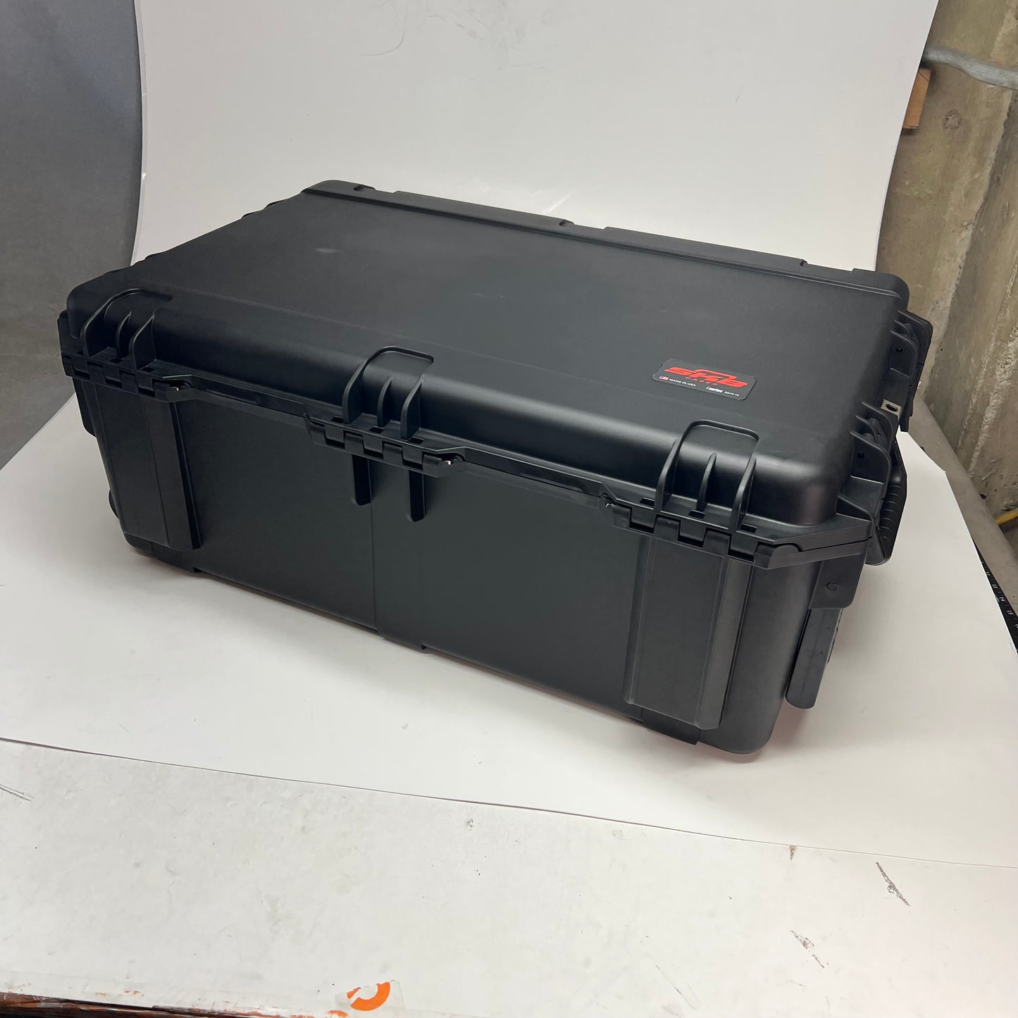 SKB I Series Case Ultra High Strength Heavy Duty Handles 33x22x12.75" 301|9-12