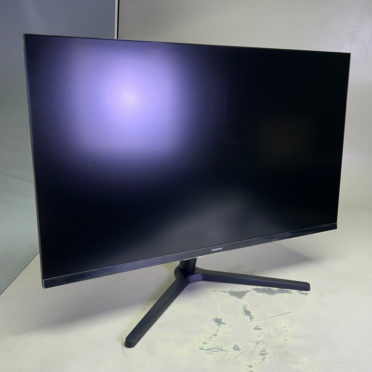 SAMSUNG Essential Monitor w/ Borderless Design 32" Black S3-32 (New Other (Open Packaging))