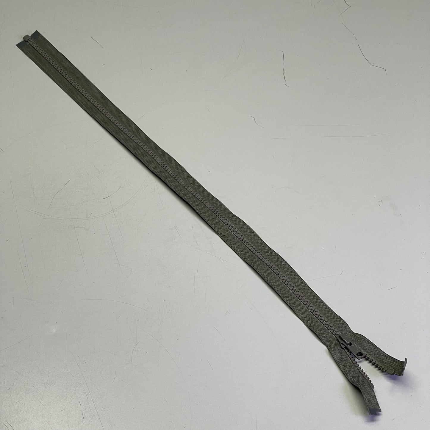 ZA@ YKK (100 PACK!) Vislon #5 Separating Zippers 24.5" Grey VSOL-56 DA E 9/16 WP GOV NEWKOB4