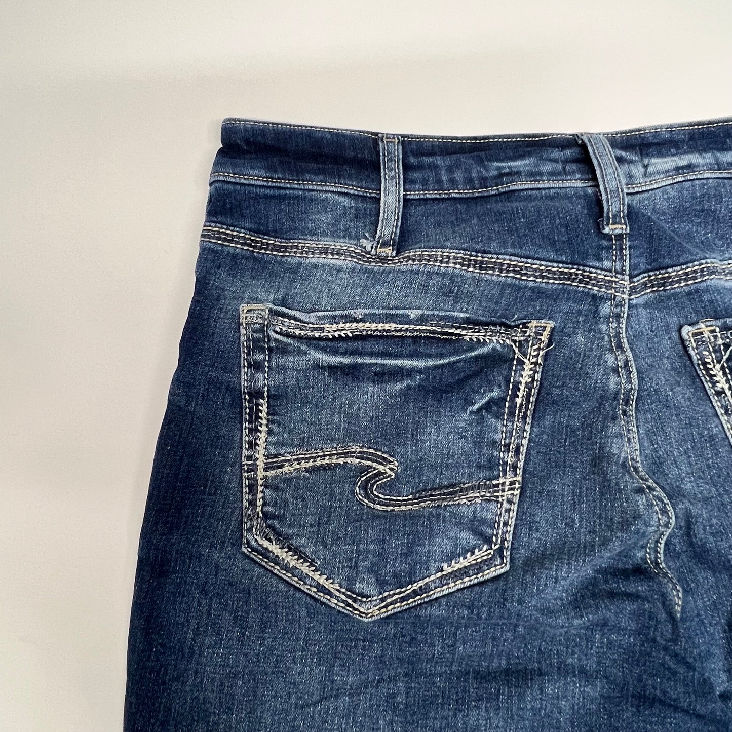 SILVER JEANS CO Hello Legs High Rise Straight Leg Jeans Women's Sz 33/27 Indigo