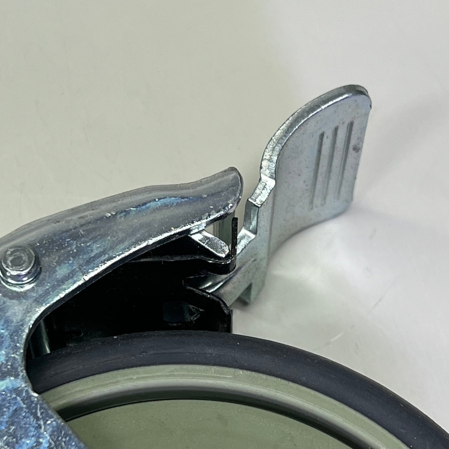 QUANTUM STORAGE Swivel Stem Caster Kit For Wire Shelving 5"x1"x1/4" WR-00H