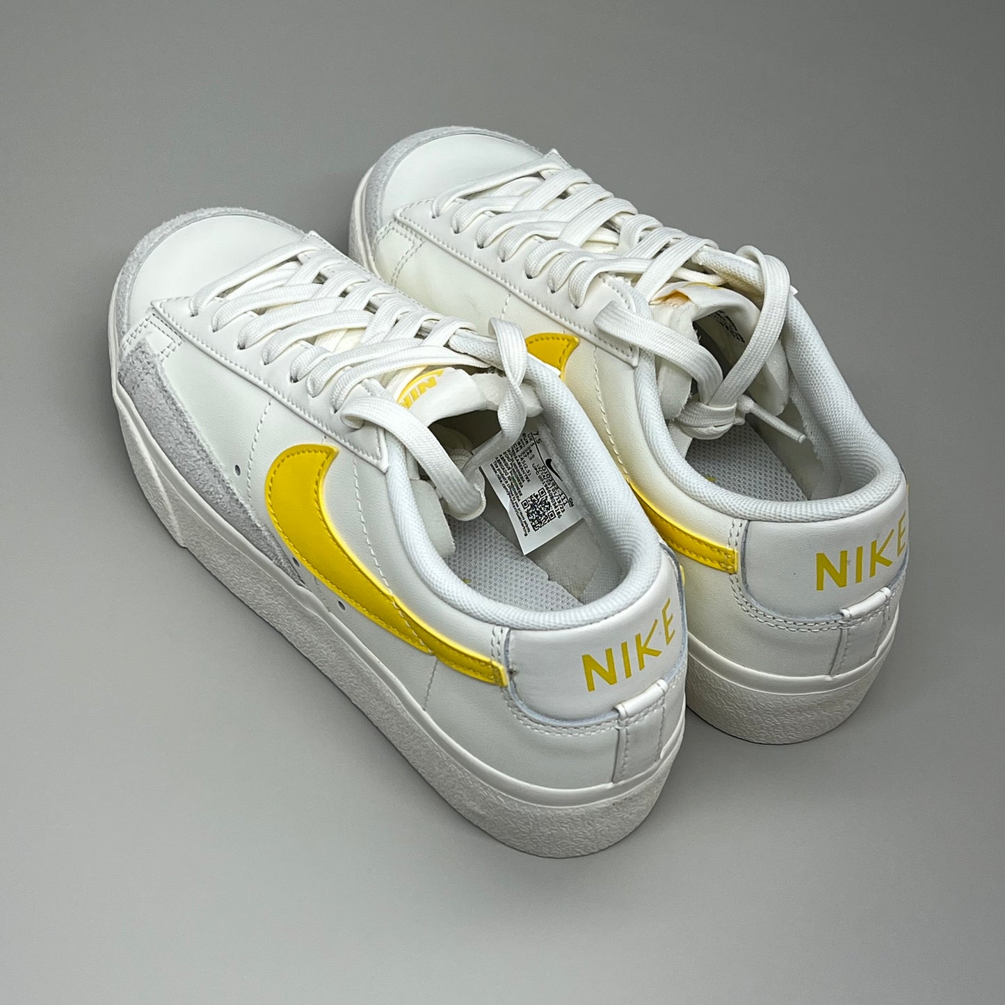 NIKE Blazer Low Cut Platform Sneaker Sz Women's 10.5 Men's 9 Yellow/Grey/White