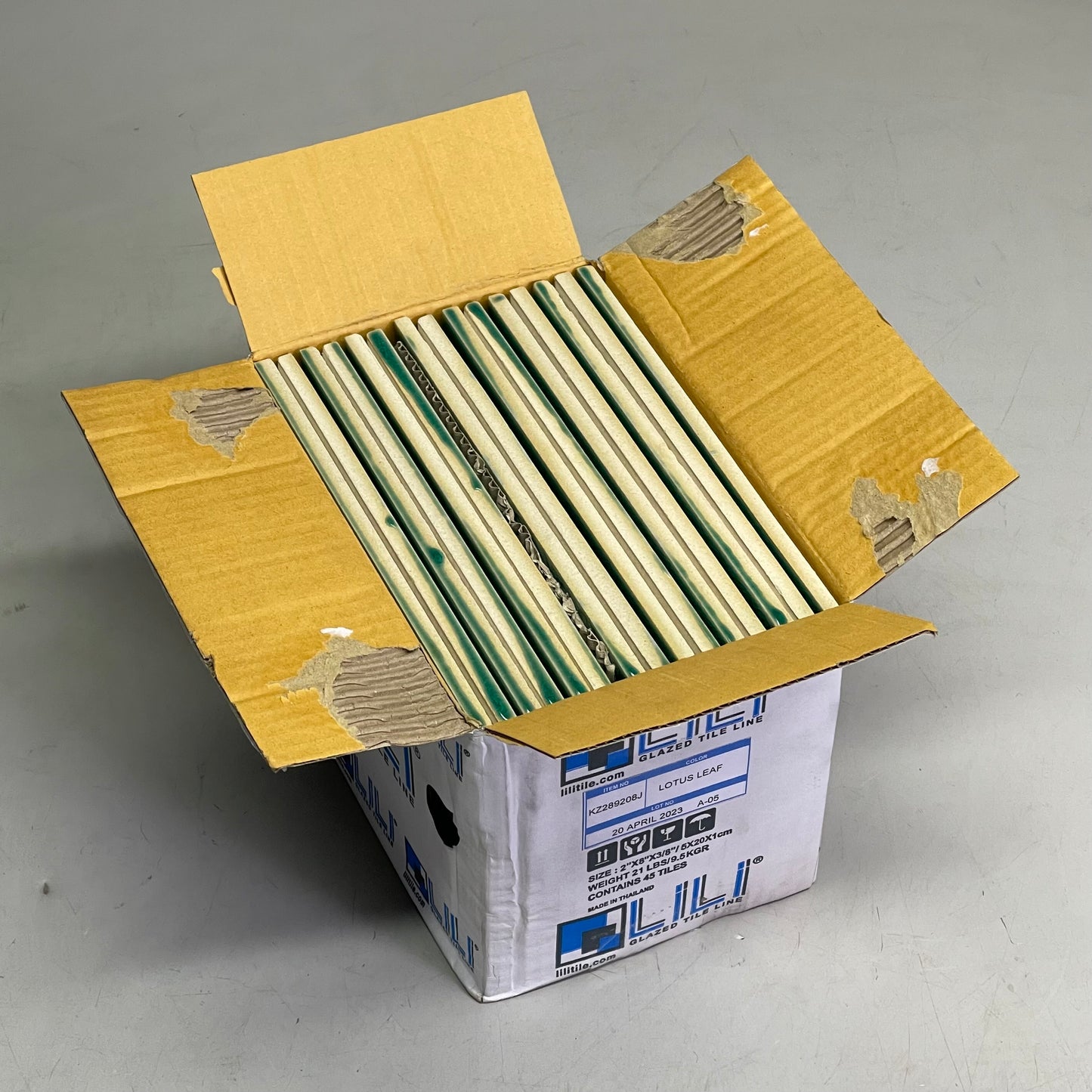 LILI (45 Tiles) Lotus Leaf Glaze Tile 2" x 8" Green G-LLF-28-45