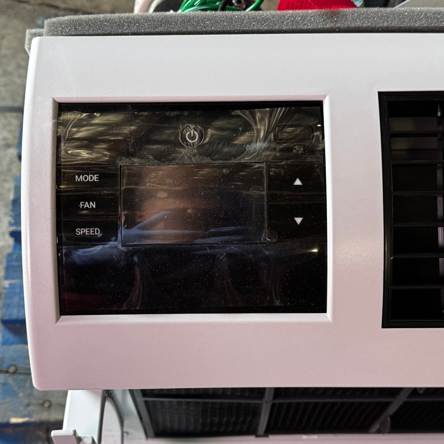 FRIEDRICH Wall Air Conditioners 12000 BTU Cool, 230V White WET10A33A (New Other, Minor Damage)