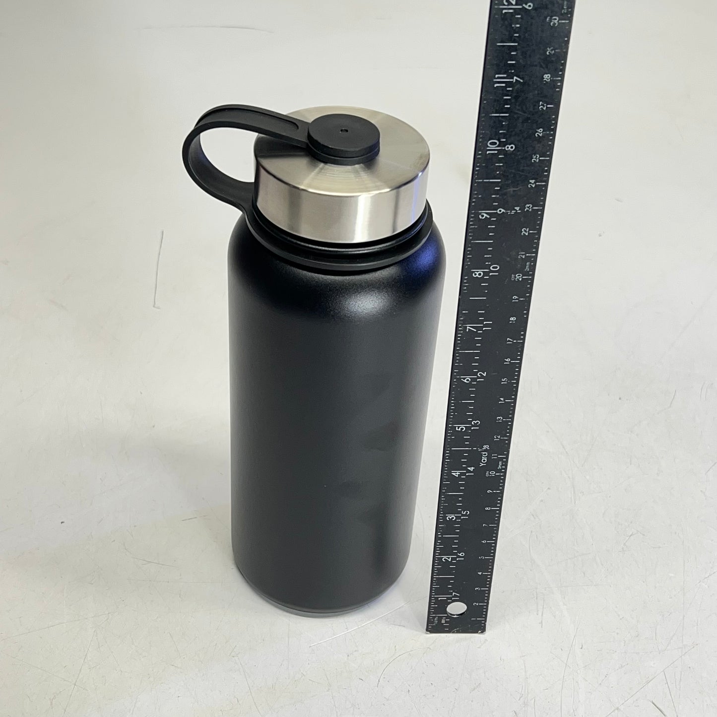 CHRISTIAN ART GIFTS Stainless Steel Josh One:9 Water Bottle 32 Fl Oz Black