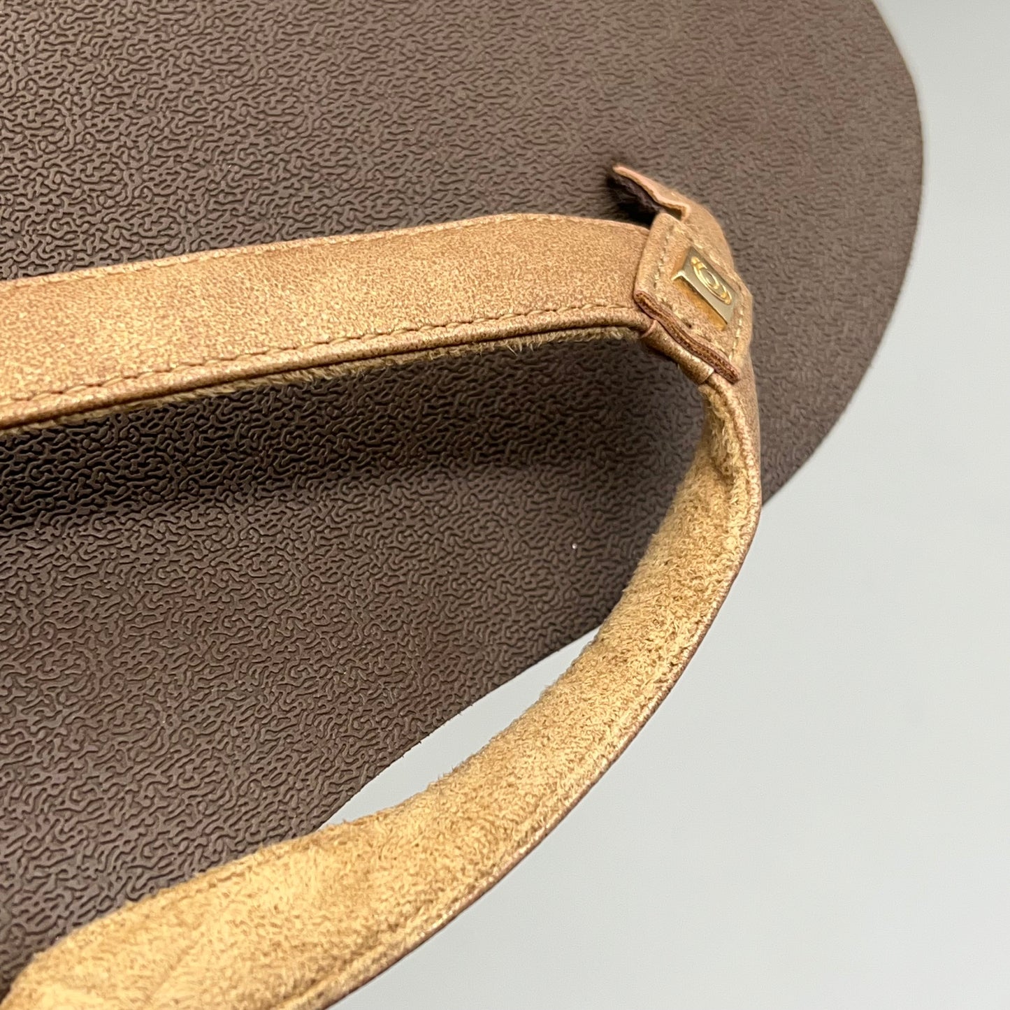 COBIAN Skinny Bounce Comfortable Synthetic Strap Women's Sz 6 Tan SKI25-230-06