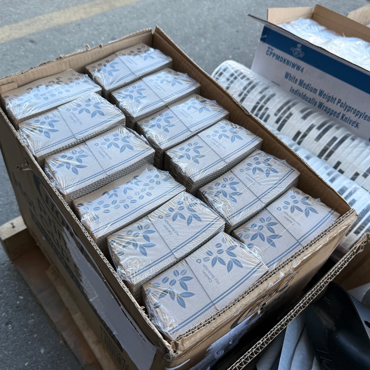 ZA@ Pallet of MIXED Paper Cups, Brackets, Fenders, Mate, Plumbing Parts, Hot Cup Sleeves, Bike Fender, & MORE! (AS-IS)