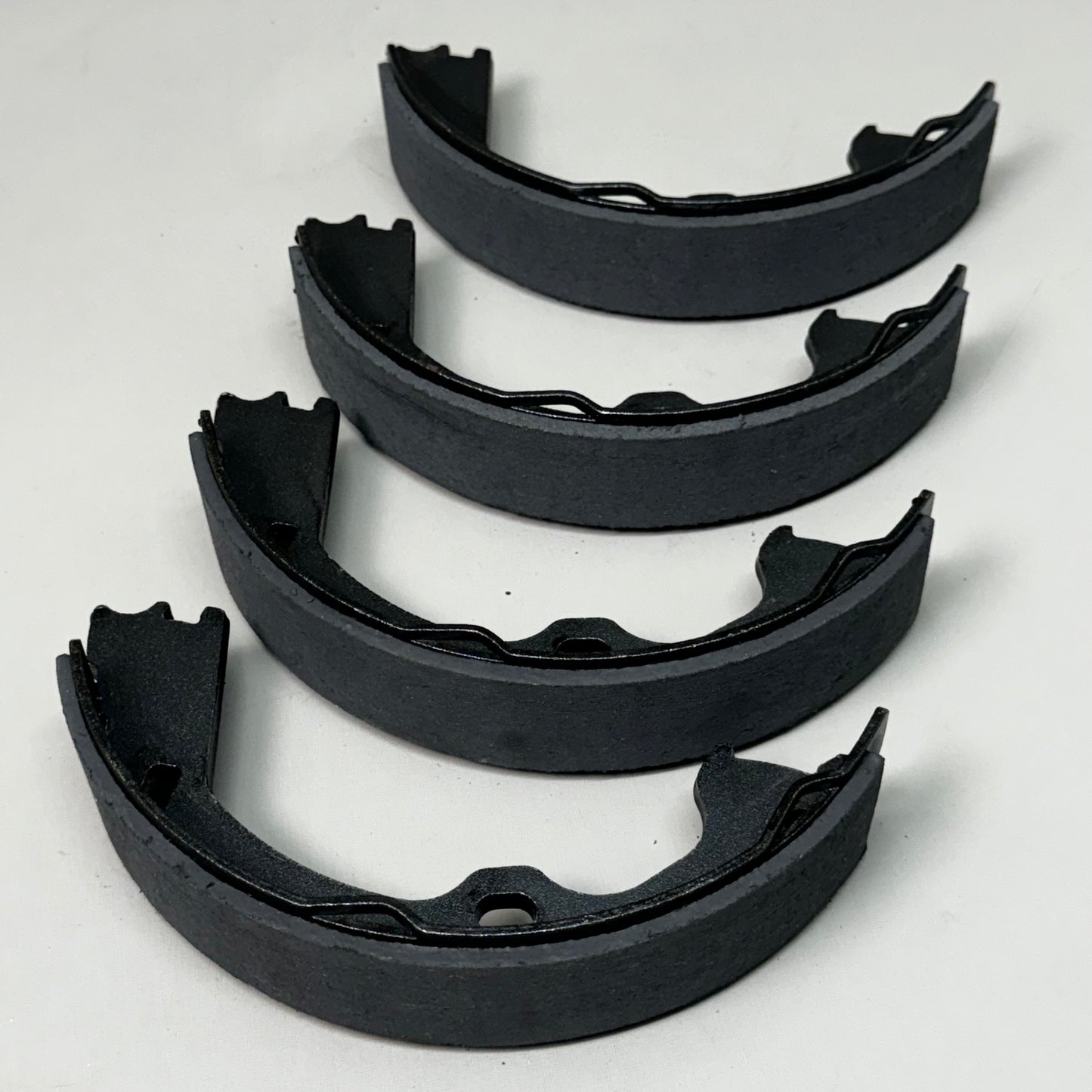 WAGNER QS Ceramic Disc Brake Shoes Set 7 1/2" x 4 1/2" Black Z1023