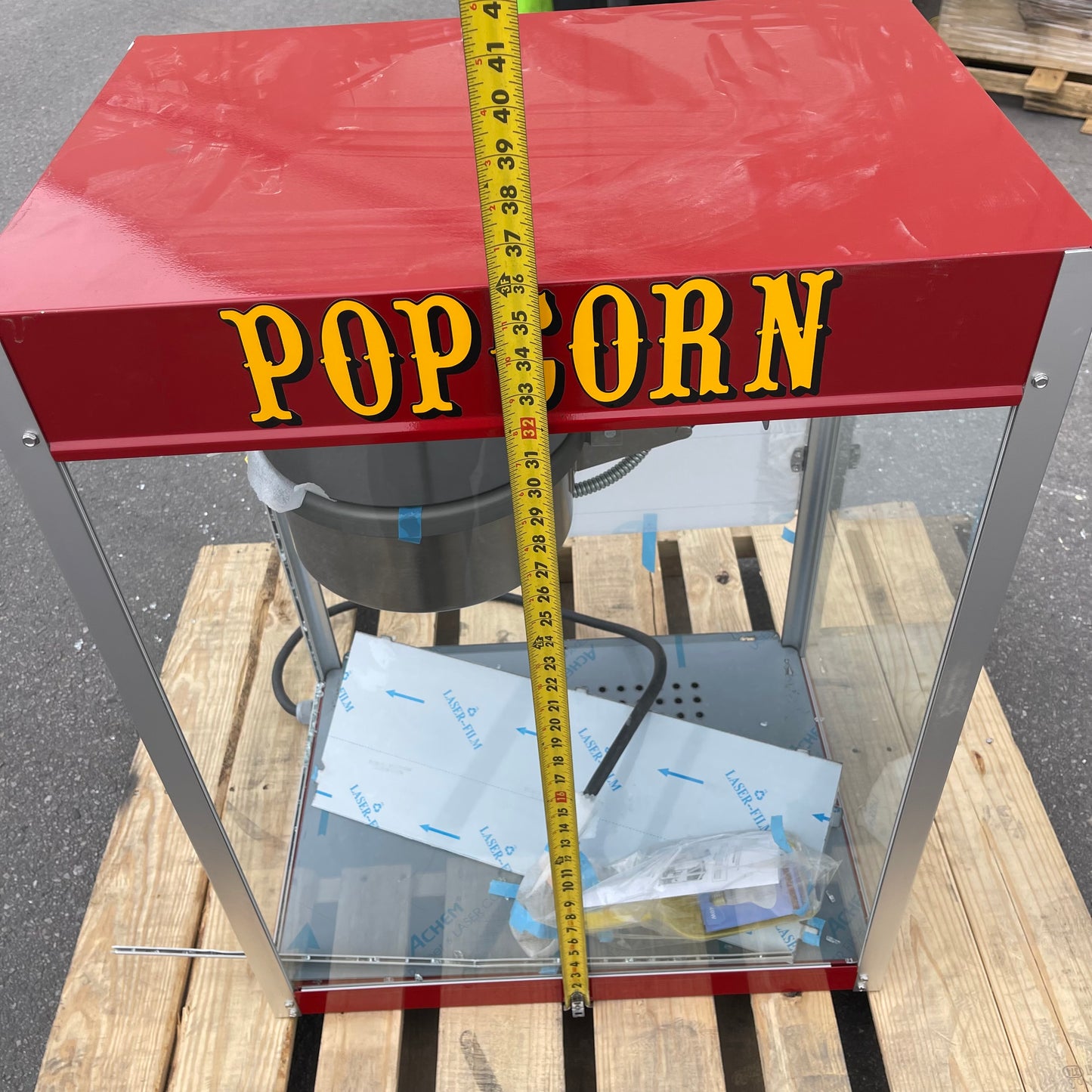 ZA@ Pallet of PARAGON Theater Pop 16 Popcorn Machine 1116110 (AS-IS)