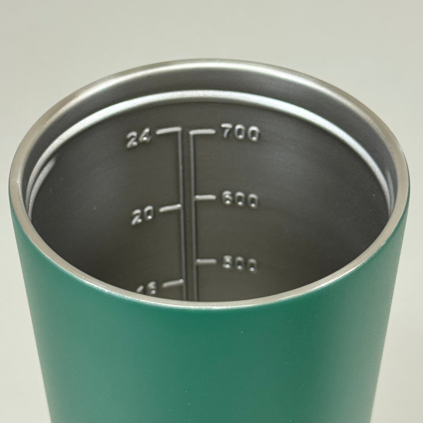 SIMPLE MODERN Stainless Steel Shaker Bottle W/ Ball 24oz Green CLS-RLY-24-GLF