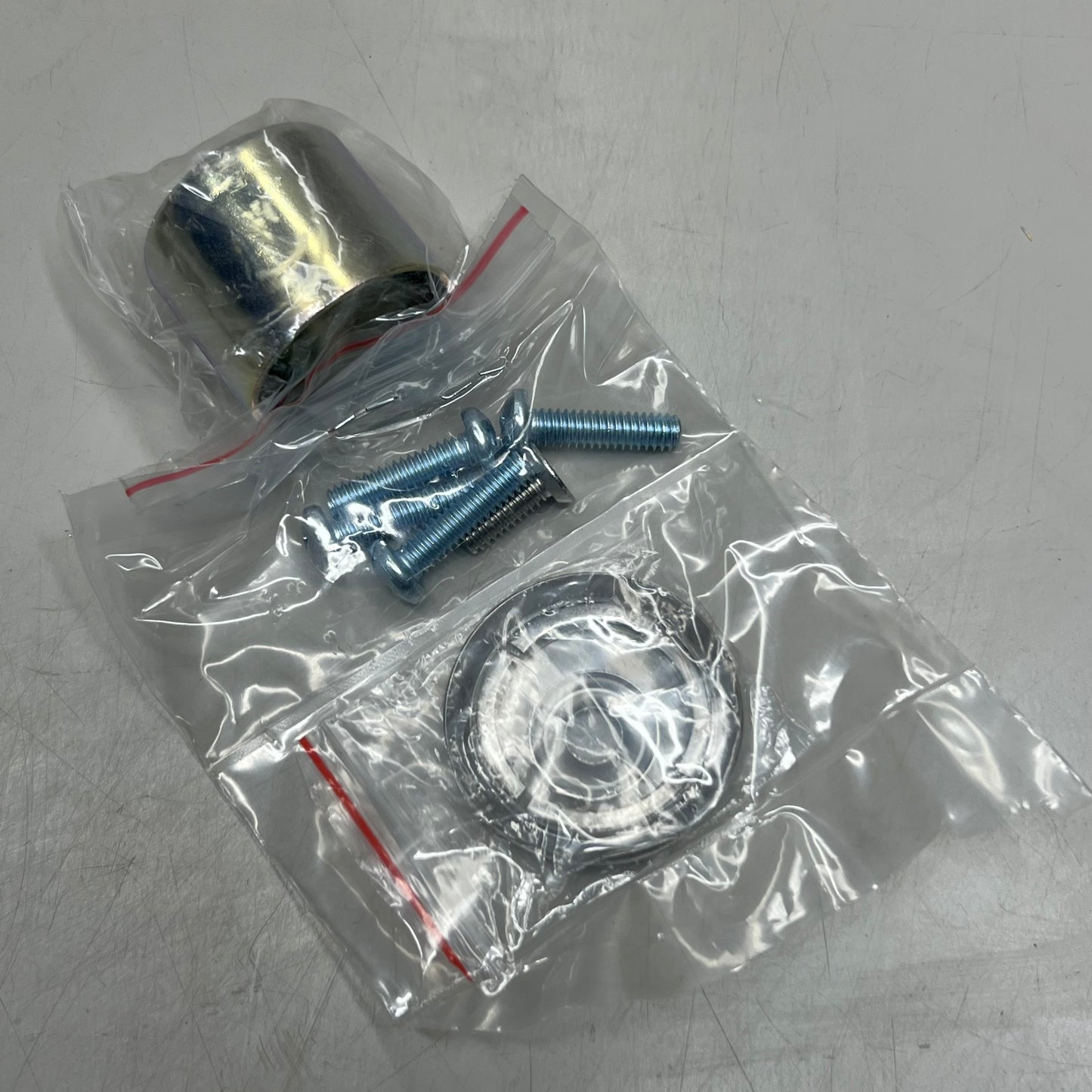 Fixed Pull Night Latch Trim w/ Cylinder Hole, Silver M99F/32D-G3