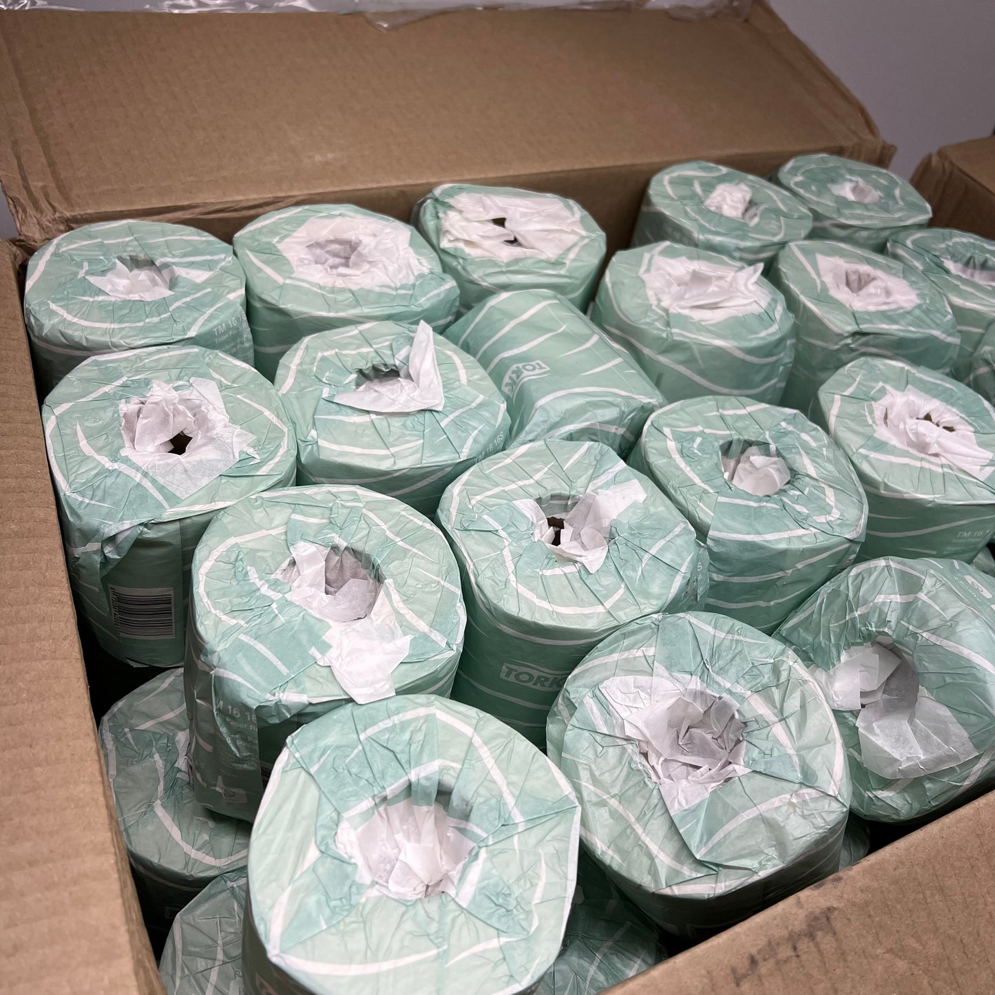 ZA@ TORK (96 ROLLS) Toilet Paper Roll  White TM 16 16S  (As-Is)