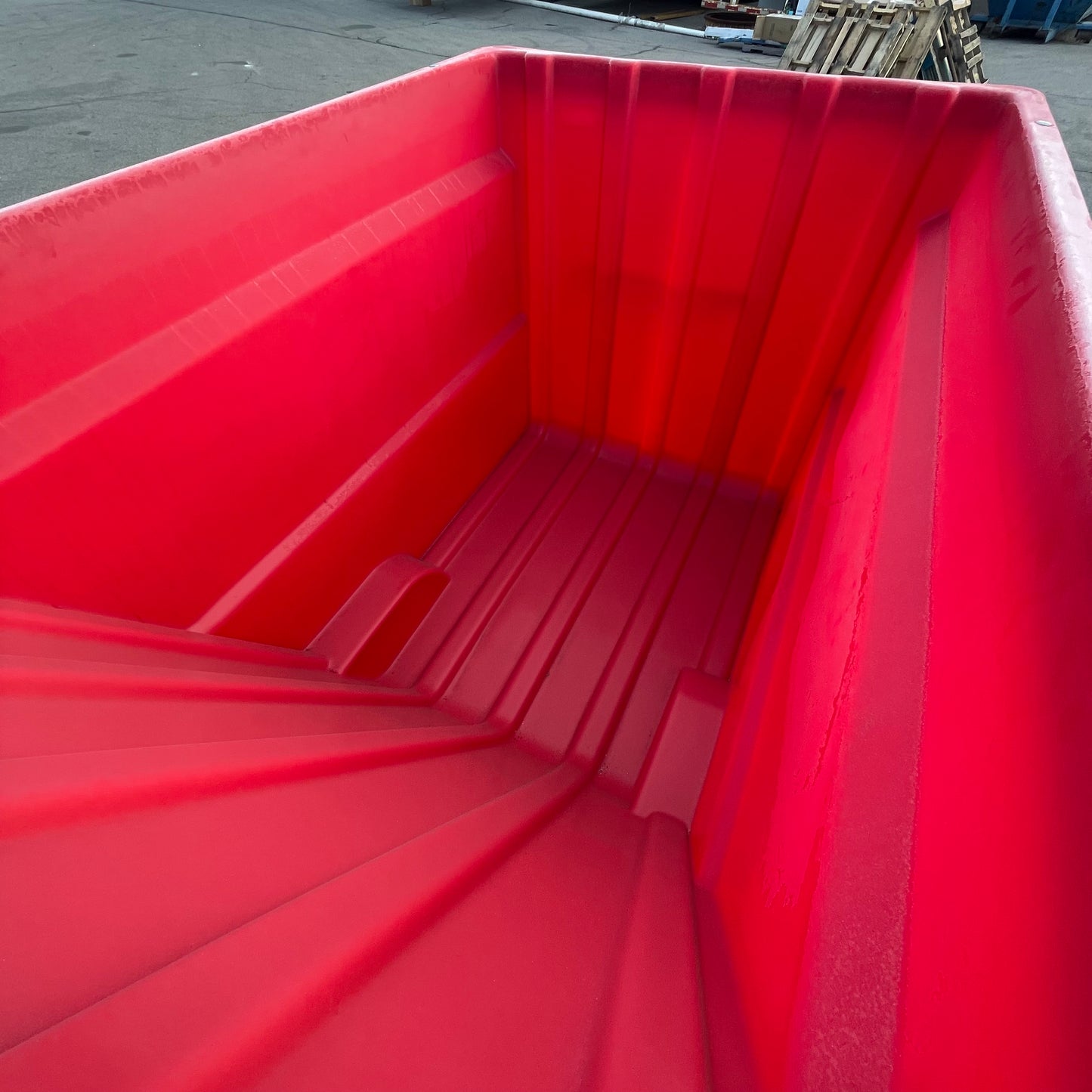 ZA@ Pallet of BAYHEAD Tilt Truck Trash Cart 75”x61”x50” Red (AS-IS)