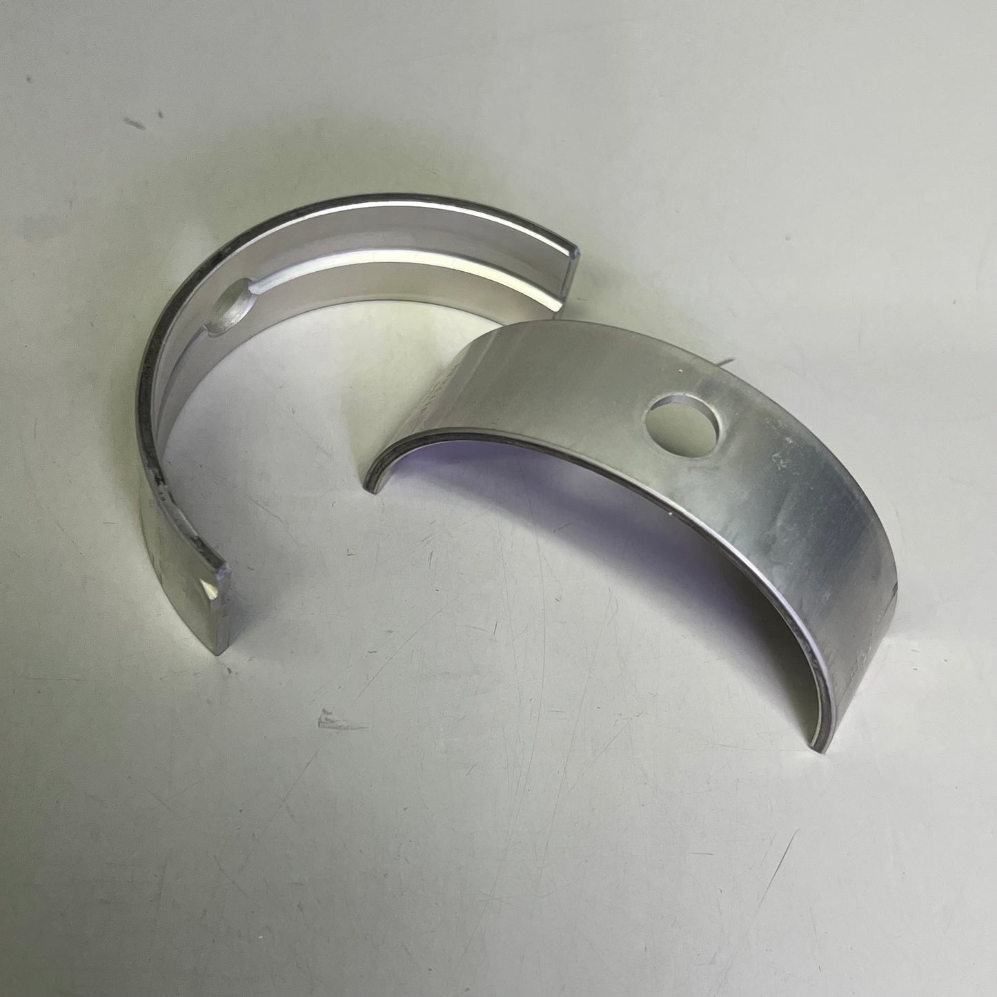 MAHLE Clevite P-Series Main Bearing Set For Ford Made In USA Part MS-863P