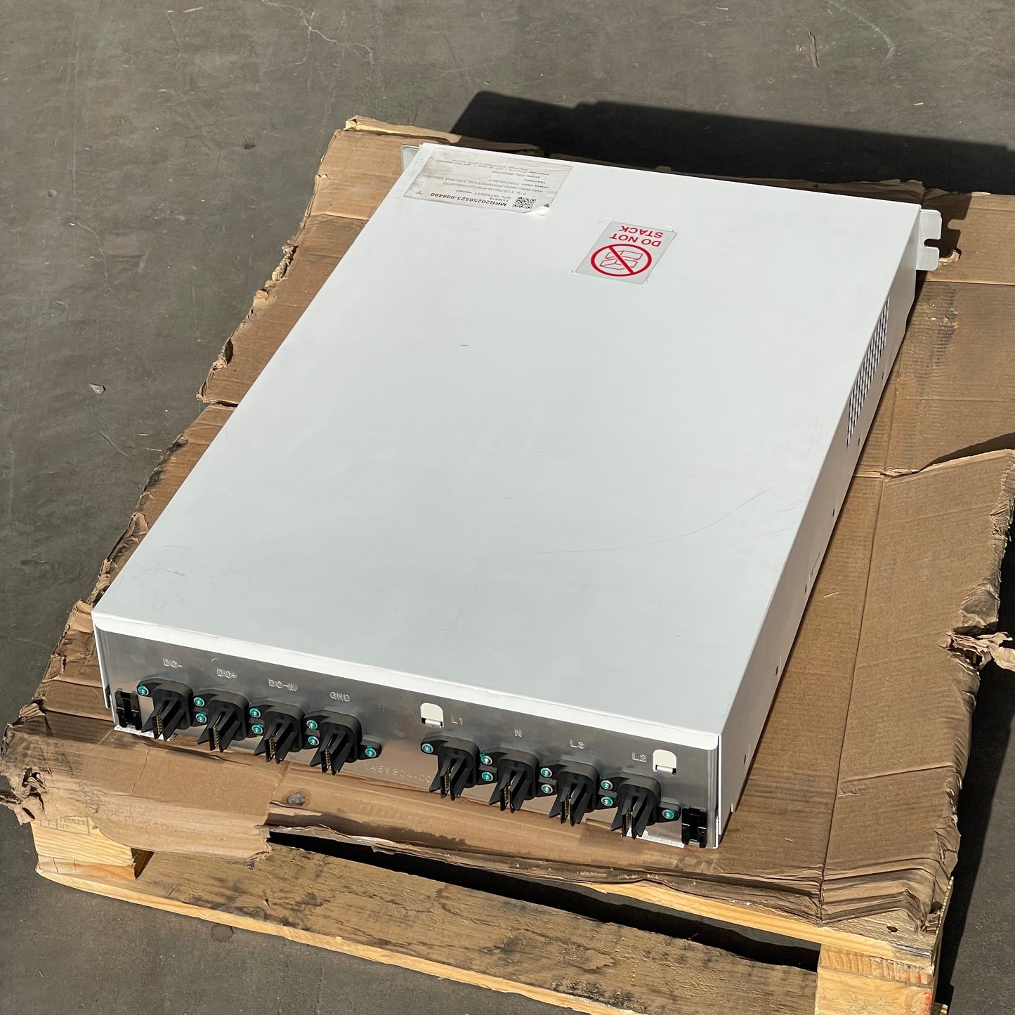 TESLA Powerstage Assembly or Power Wall 518V/86A, 480V/93A White (USED)