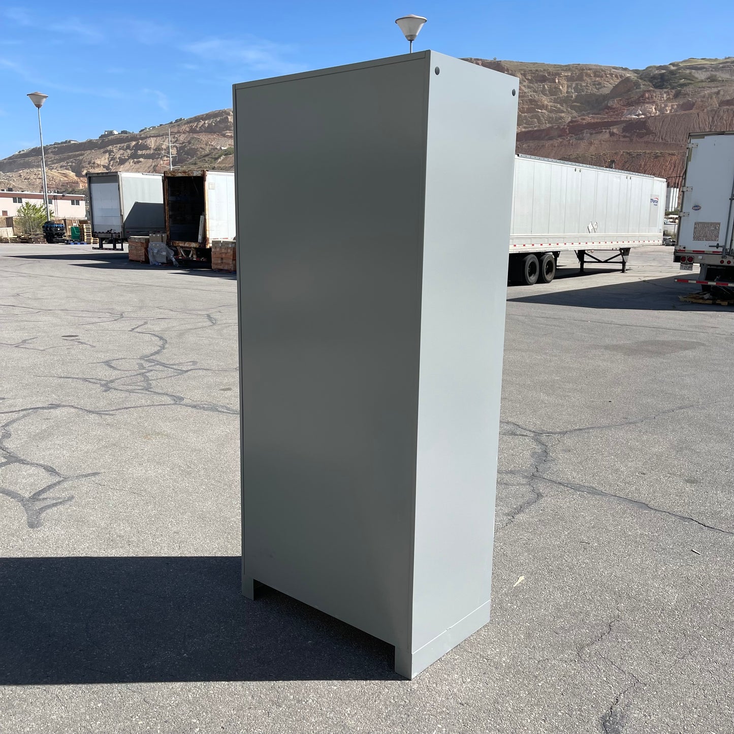 LYON All Welded Industrial Bin Cabinet W/ 64 Bins 82”x36”x21” Grey DD1122