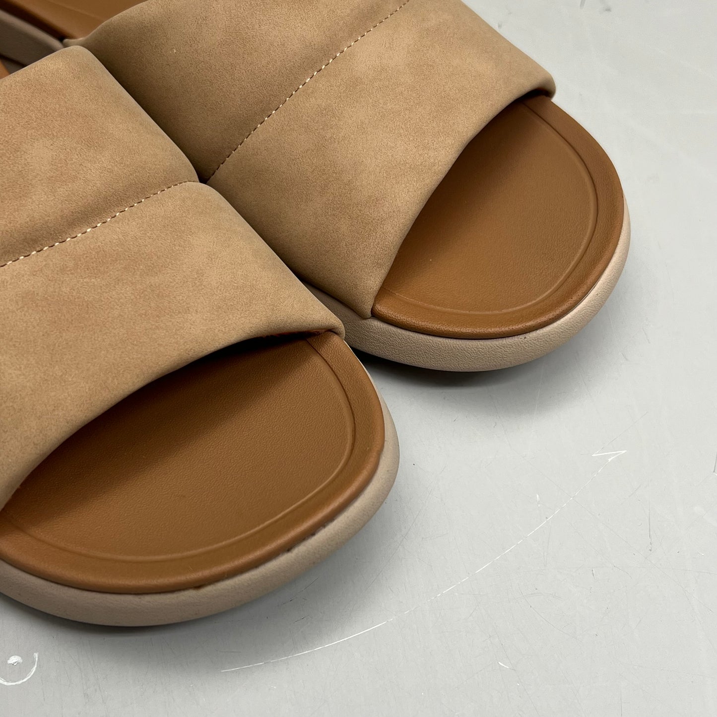 COBIAN Tolula Slide Enhanced Cushion Suede Strap Women's Sz 6 Tan TOL24-230-06