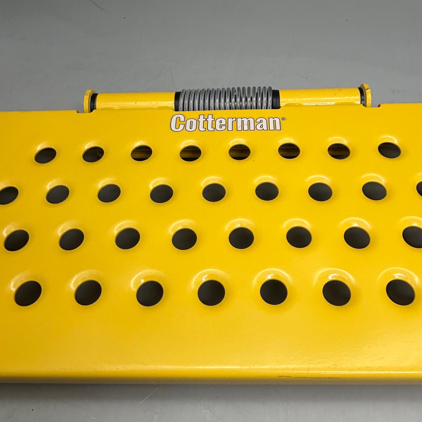 COTTERMAN  Adjustable Safety Gate 16"-26" Yellow D0900071-01 New Other- Shelf Wear