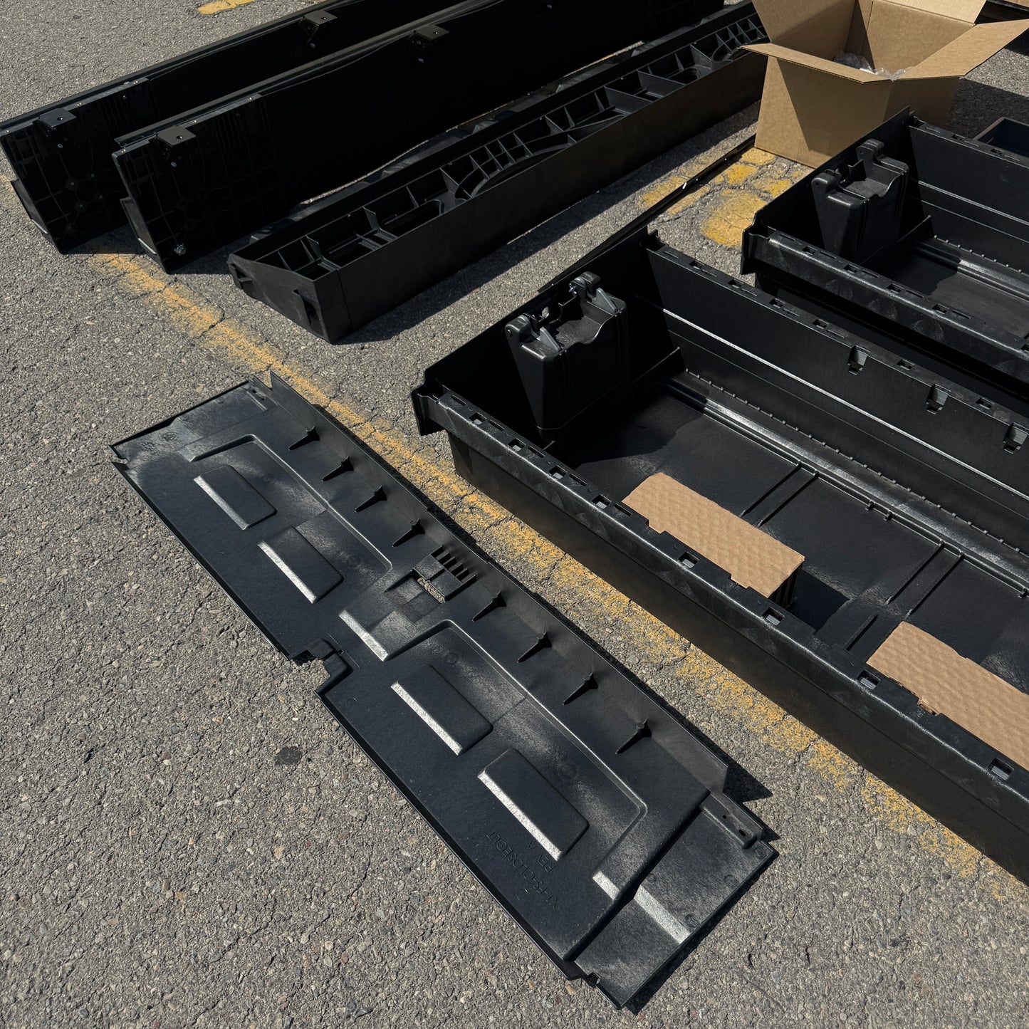 DECKED XG7 Drawer System Chevy GMC Silverado Sierra 1500 6’6” 2019-26 (Open Box)