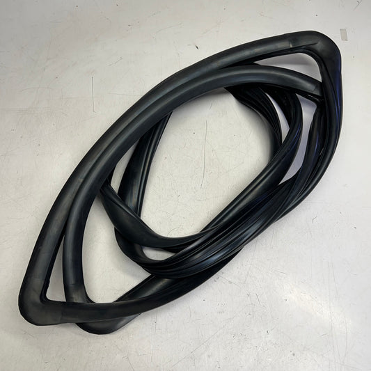GGG Gold Glass Gasket Molding Replacement Set  4/4 Black GGG 2521