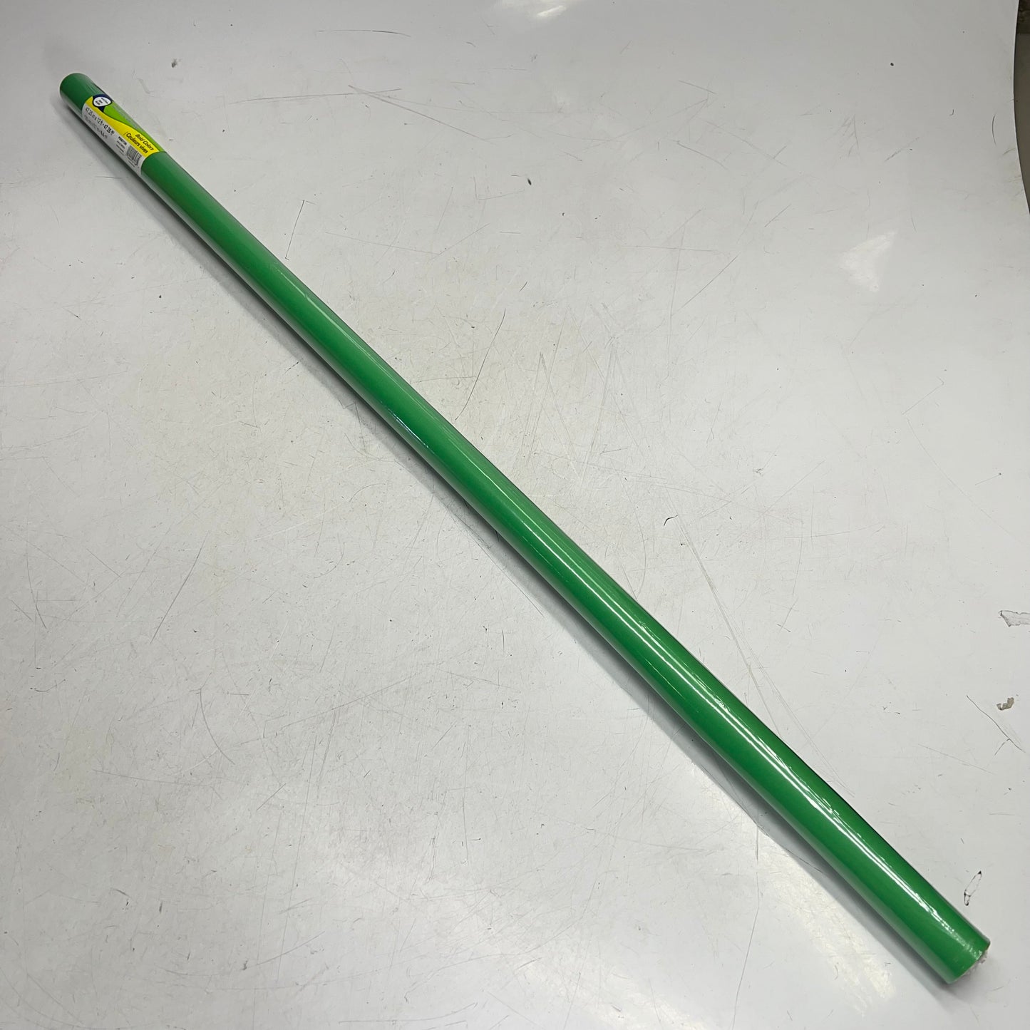 FADELESS  Bulletin Board Paper Classroom Decor 47.25" x 12' Apple Green P0057138