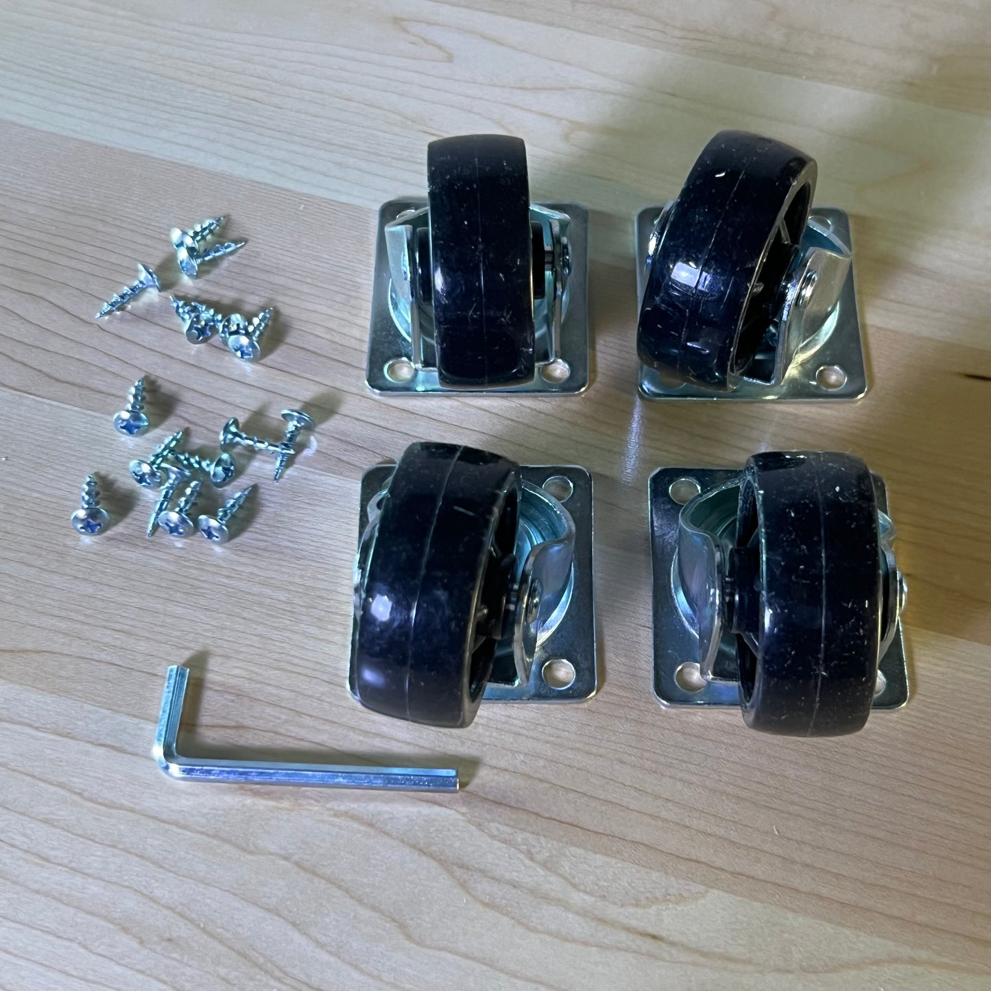 ZA@ KAPLAN Premium Solid Maple Double-Sided Toddler Storage Island Sz 24"W x 36"L x 24"H 33161