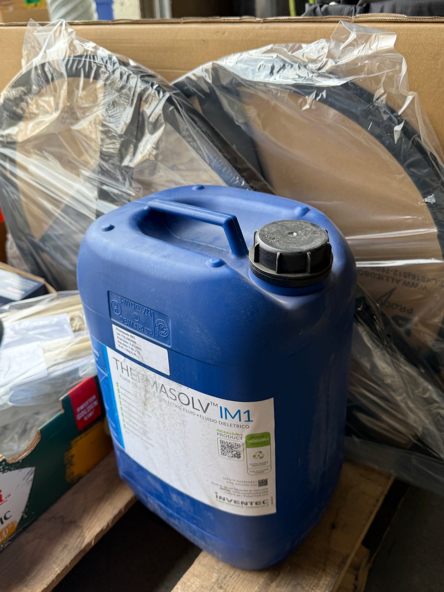 ZA@ Pallet of Wipes, DEUTZ Parts, Aluminum Pan Covers, StandFast Traction Additive, Filters, THERMASOLV, DENSO, Kwikset, & MORE! (AS-IS)