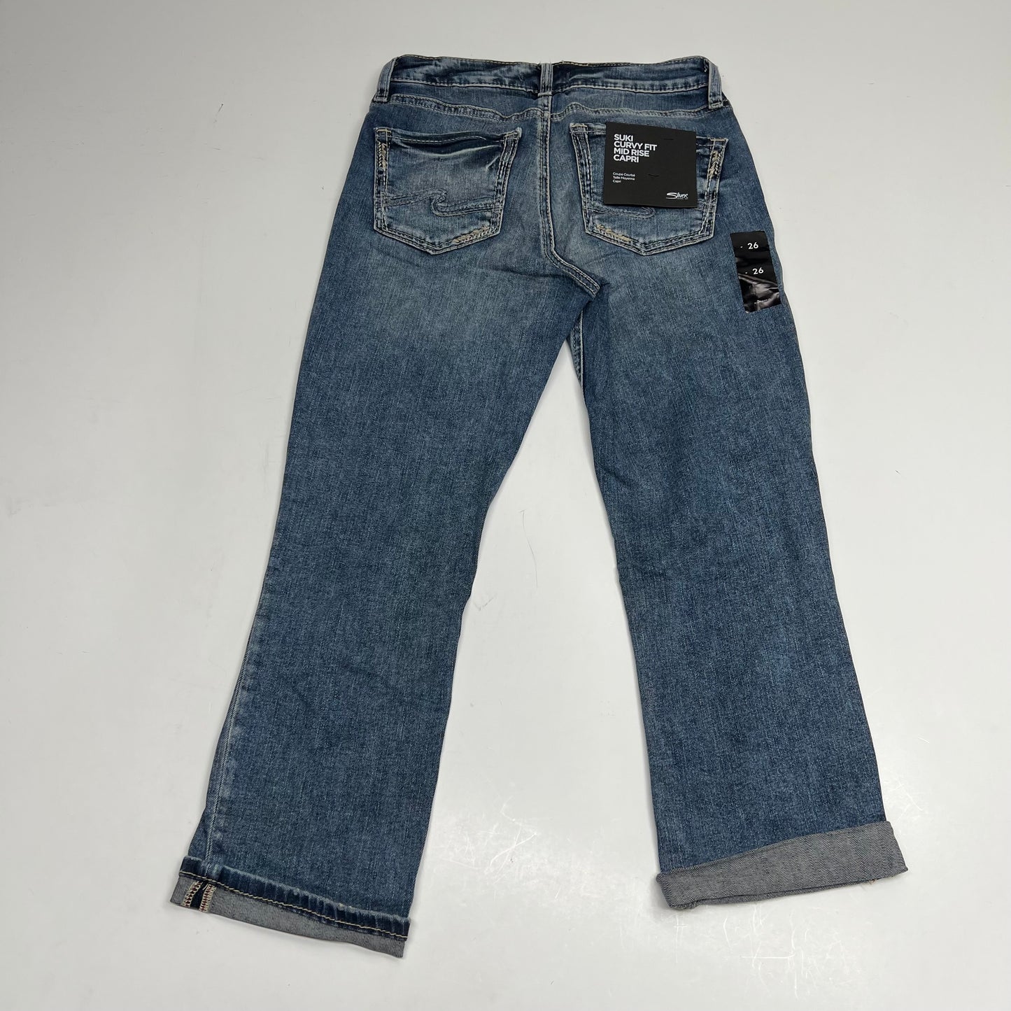 SILVER JEANS CO Suki Curvy Fit Mid Rise Capri Women's Sz 26/23.5 Medium Wash