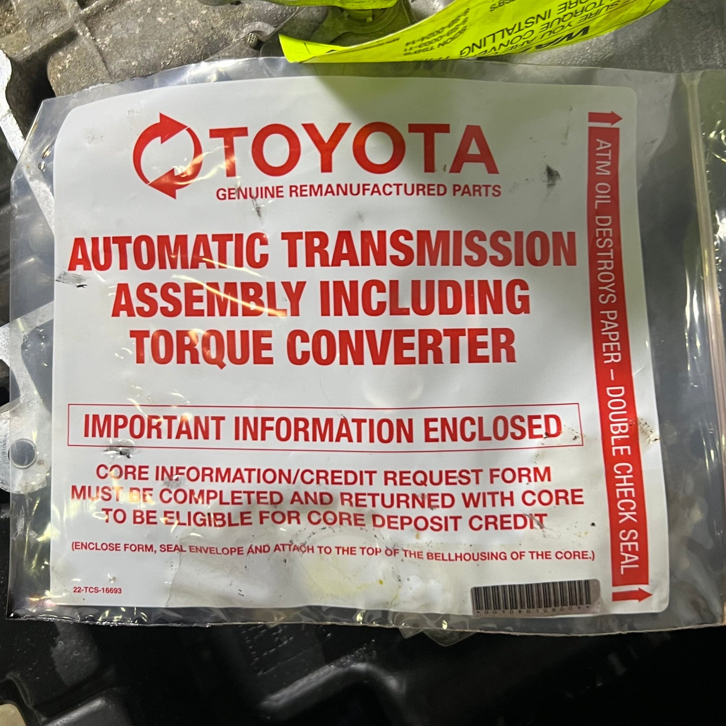 TOYOTA Automatic Transmission Sz 19" L x 15" W x 14" H 30510-0R080-84