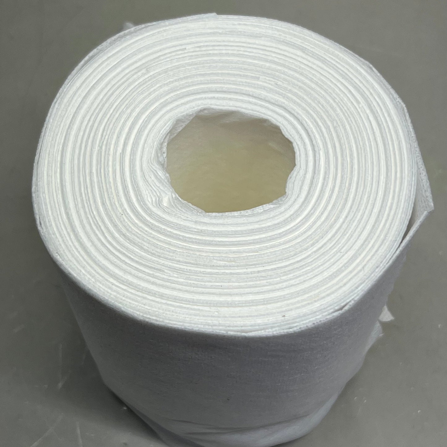 ZA@ TORK (6 PACK) Chem-Ready Wiping Rolls 192841 (New Other, Distressed Box) I