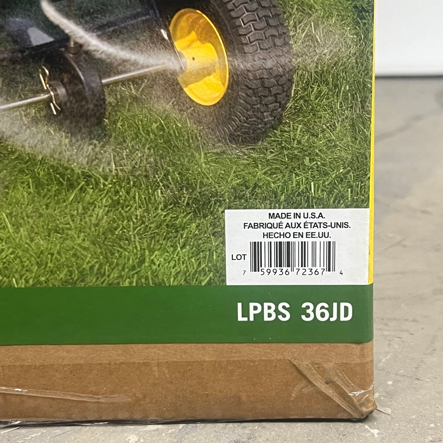 JOHN DEERE Broadcast Spreader Tow Behind Plastic Hopper Wheels Adjustable Flow 175 lb LPBS36JD