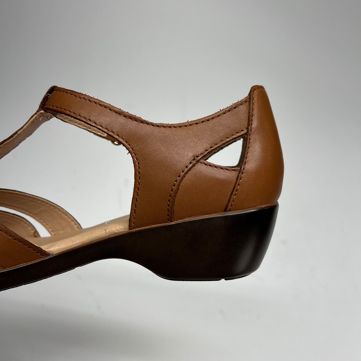 EASY SPIRIT Darlyn T-strap Woven Flats Women's Sz 8M Brown Leather (As-Is)