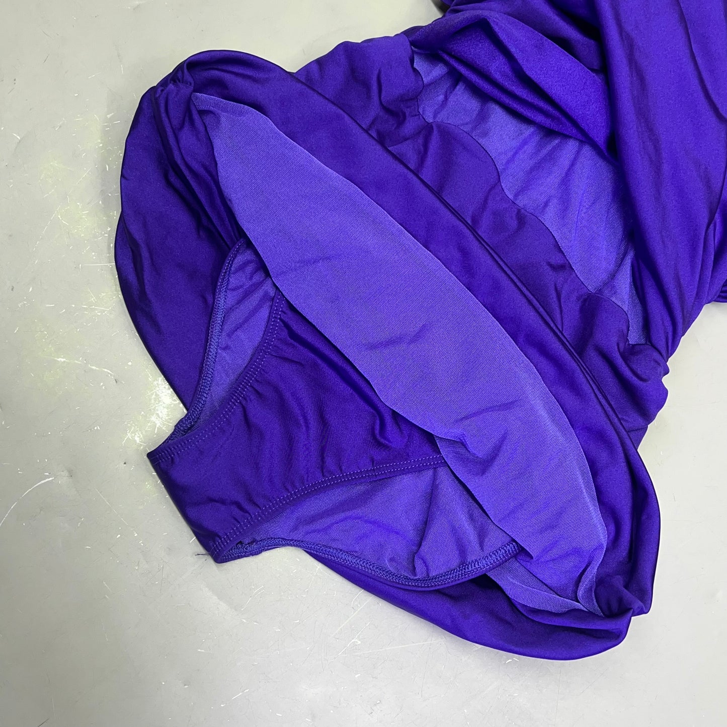 KIYONA Crossover Strap Ruched Built In Bra 1 Piece Swimsuit Women's Sz 0 Purple