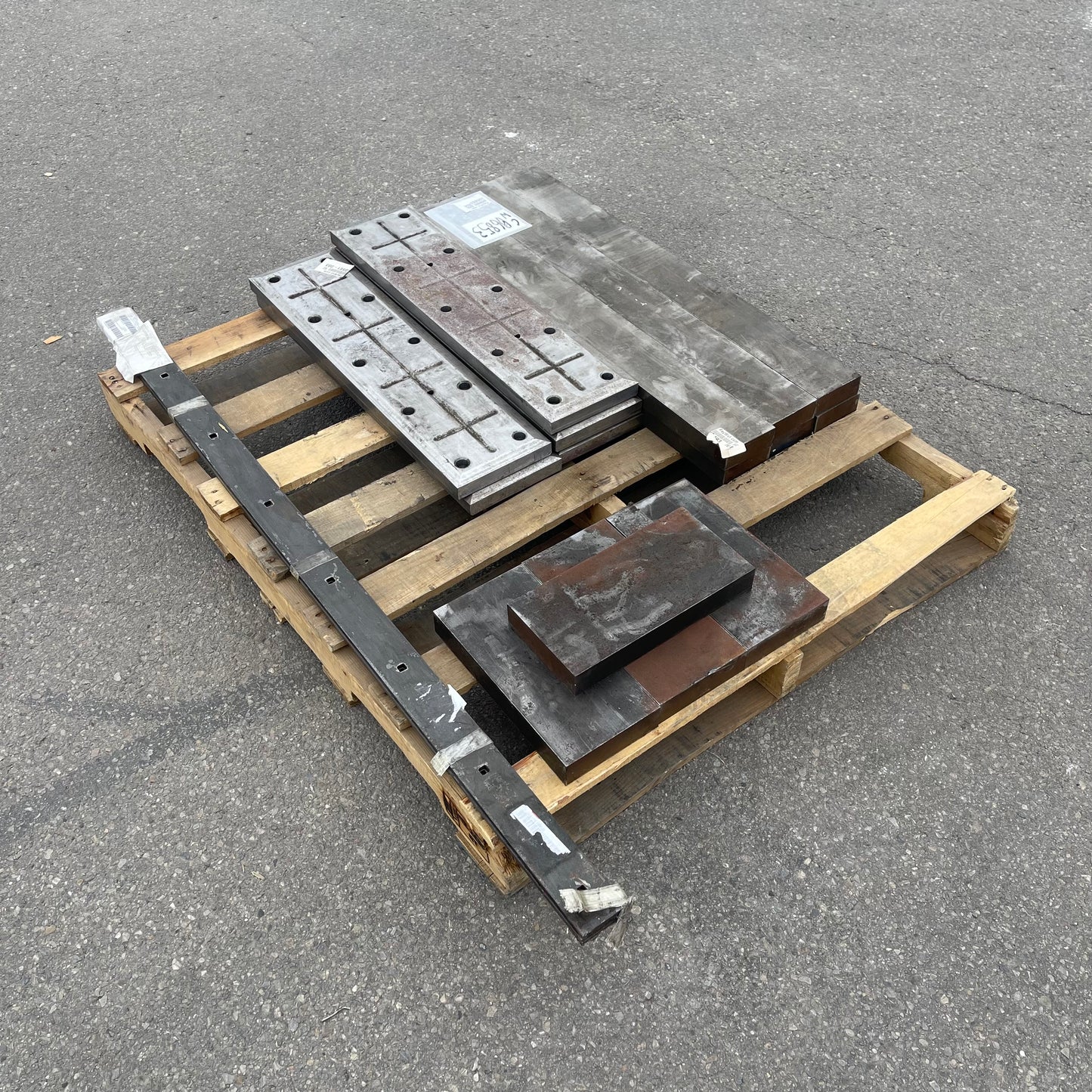 Z@ Pallet of MIXED Steel Pieces for Machining/Metal Working (AS-IS)