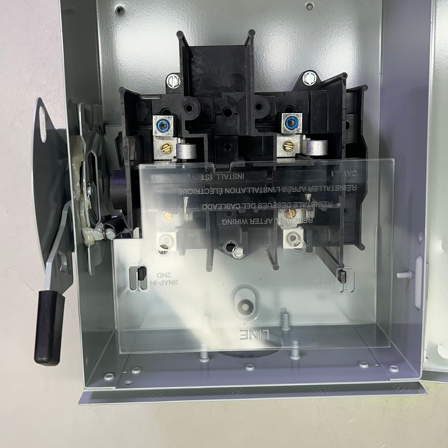 EATON  General Duty Non-Fusible Safety Switch Single Throw 60A NEMA 3R DG222URB