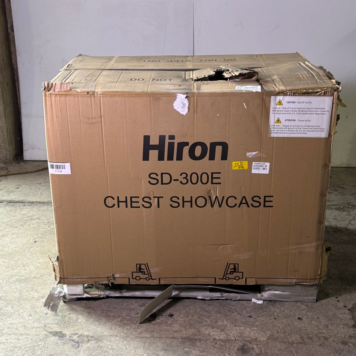 HIRON Showcase Freezer / Refrigerator Multifunction 38"L x 27"W x 30"H Brown SD-300E