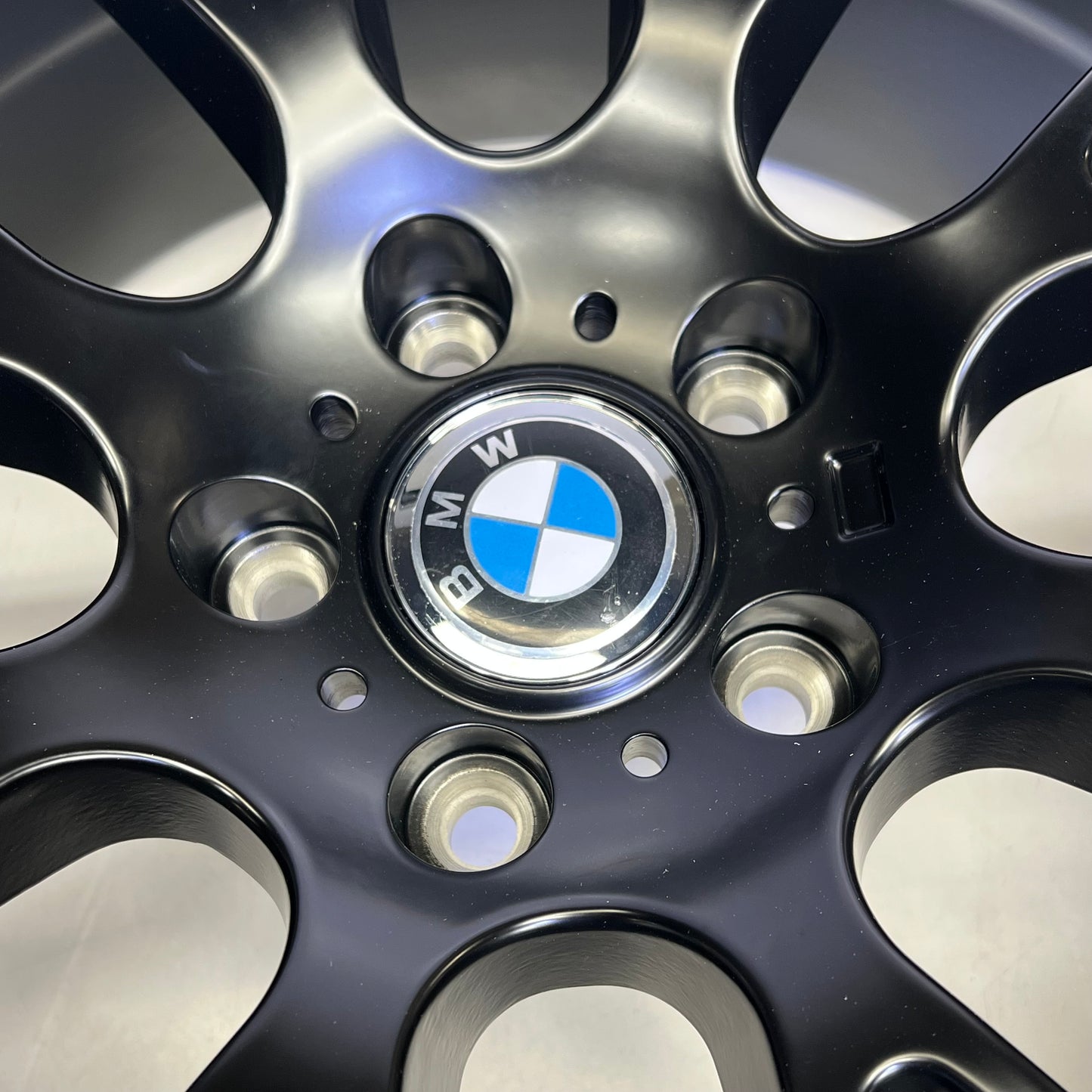AFTERMARKET Alloy Wheel for BMW 72.6 Center Bore 5x120 Bolt 19" 8.5 Matte Black B2047-1