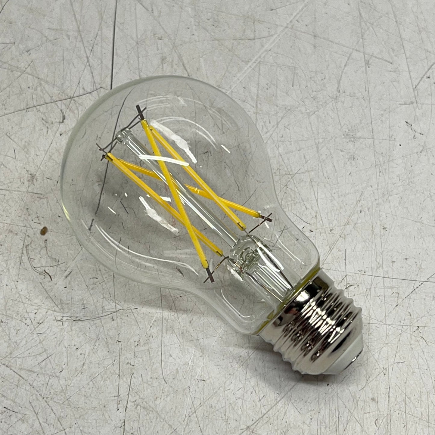 SATCO (6 PACK) Household Lamp Bulb 8W E26 Base A19 120V CRI 90 Daylight S12418