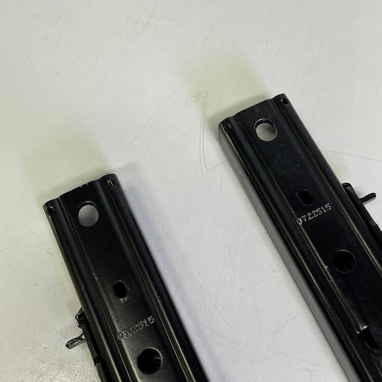 GILLIG (PAIR) Front Seat Slide Assembly For Bus 9.45" Black 9901-660091-000